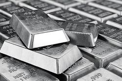 Giá bạc hôm nay 31/12: Bật tăng lên mốc 2,5 triệu đồng/lượng
