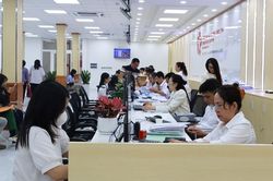 Vận hành Trung tâm hành chính công, người dân TP.HCM nộp hồ sơ 'một mối'