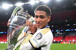 MU sẵn sàng chi 150 triệu euro cho Bellingham, Arsenal săn đón Arda Guler