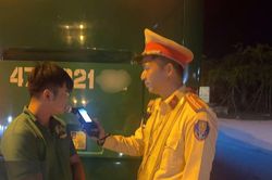 Vi phạm nồng độ cồn khi vận chuyển khách, 1 tài xế bị Cảnh sát giao thông Đà Nẵng xử lý