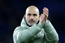 Chelsea sa thải Enzo Maresca: Khi danh hiệu không thắng nổi bài toán quyền lực