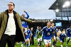Lý do Liam Rosenior trở thành ứng viên hàng đầu thay thế Enzo Maresca tại Chelsea