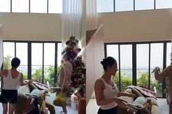 Cận cảnh căn hộ thông tầng của Văn Mai Hương