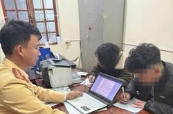 'Khoe' vi phạm lên TikTok, đôi nam nữ bị xử phạt