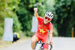 Tuyển thủ quốc gia Phạm Lê Xuân Lộc có chiến thắng tại chặng 2 giải xe đạp chuyên nghiệp toàn quốc