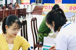 Rộn ràng ngày hội hiến máu tình nguyện
