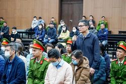 Nhận hối lộ 43 tỷ, cựu Cục trưởng ATTP khai do 'nhận thức pháp luật hạn chế'