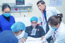 Tình trạng sức khỏe của 15 nạn nhân trong vụ cháy tại phố Trần Cung, Hà Nội