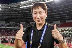 HLV Kim Sang-sik nối dài kỷ lục 12 trận toàn thắng cùng U23 Việt Nam