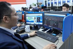 Chứng khoán ngày 7/1: Bỏ xa mốc 1.800 điểm, VN-Index tiếp tục lập đỉnh mới
