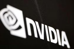 Trung Quốc yêu cầu các công ty công nghệ ngừng đặt hàng chip Nvidia H200