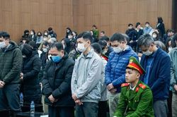 Vụ đưa và nhận hối lộ tại Cục An toàn thực phẩm: Viện kiểm sát đề nghị mức án với 55 bị cáo