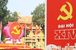 Hà Nội trang trí rực rỡ chào mừng Đại hội lần thứ XIV của Đảng