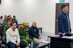 2 cựu lãnh đạo Ban QLDA tỉnh Đắk Lắk bị tuyên án 8 năm tù về tội nhận hối lộ