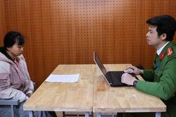 Bắt tạm giam TikToker Nguyễn Thị Nga