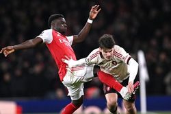 Milos Kerkez rực sáng giúp Liverpool cầm hòa Arsenal: Khóa chặt Bukayo Saka tại Emirates