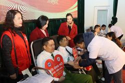 Hiến máu tình nguyện trong dịp tết và Lễ hội Xuân hồng