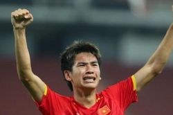 FIFA ví Lê Văn Thuận với Jude Bellingham sau bàn thắng kịch tính của U23 Việt Nam