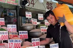 Giá lúa gạo hôm nay 10/1: Thị trường đi ngang, lúa OM 18 duy trì mức 6.700 đồng/kg