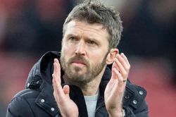 Michael Carrick sáng cửa trở lại ghế HLV tạm quyền Man United