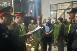 Khởi tố nam thanh niên chiếm giữ tiền do người khác chuyển nhầm