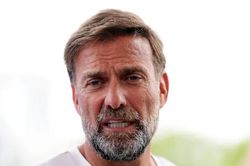 Jurgen Klopp bất ngờ lọt tầm ngắm Real Madrid