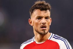 Arsenal chốt tương lai Ben White trước sự quan tâm từ Everton và David Moyes