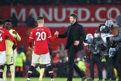 Michael Carrick trở lại dẫn dắt MU: Bản lĩnh của người thừa kế di sản Sir Alex