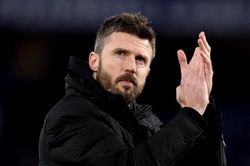 Michael Carrick trở lại MU: Canh bạc từ quá khứ và thử thách cực đại tại Old Trafford