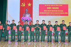 Cà Mau kiện toàn Ban Chỉ huy quân sự xã, phường