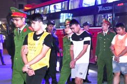 Đột kích sào huyệt lừa đảo xuyên quốc gia tại Campuchia, bắt giữ 205 người