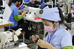 Đề xuất nghiên cứu giảm giờ làm xuống còn 40 giờ/tuần theo lộ trình