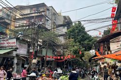 Hà Nội: Chợ tạm, điểm kinh doanh tự phát vẫn nhếch nhác trước thời hạn giải tỏa
