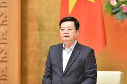 Kiên quyết đấu tranh với những hành vi phản văn hóa, lệch chuẩn về văn hóa
