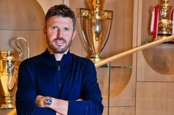 MU nhắm trò cưng của Michael Carrick để giải quyết bài toán tuyến giữa
