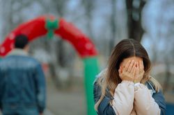 Chuyên gia lý giải vì sao các cặp đôi thường chia tay vào đầu năm mới