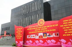 Các địa phương trên cả nước rực rỡ cờ hoa chào mừng Đại hội XIV của Đảng