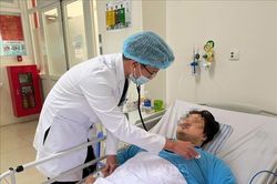 Cứu sống bệnh nhân người nước ngoài nguy kịch vì sốc tim, sốc nhiễm khuẩn