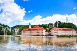 Tu viện Weltenburg và gần 1.000 năm hương vị bia Đức
