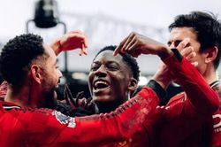 Michael Carrick hồi sinh sự nghiệp Kobbie Mainoo tại Manchester United