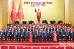 Đoàn đại biểu Đảng bộ tỉnh Ninh Bình dự Khai mạc Đại hội đại biểu toàn quốc lần thứ XIV của Đảng