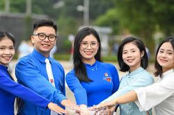 Bồi dưỡng thanh niên trở thành lực lượng kế cận xuất sắc của Đảng