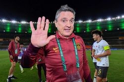 U23 Trung Quốc hủy diệt U23 Việt Nam 3-0: HLV Antonio Puche gọi đây là chiến thắng điên rồ