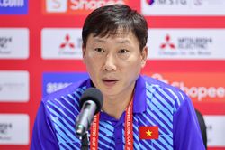 HLV Kim Sang-sik nói gì trước trận gặp U23 Hàn Quốc?