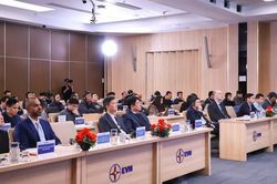 EVN và Hitachi Energy trao đổi giải pháp công nghệ cho hệ thống điện