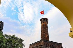 Chạm vào lịch sử từ ký ức Cột cờ