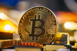 Bitcoin hụt hơi trong vai trò vàng số