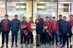 Thủ môn Trung Kiên cùng nhóm cuối U23 Việt Nam về nước sau tấm huy chương đồng lịch sử