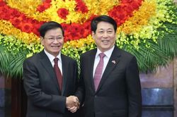Tiếp tục làm sâu sắc hơn quan hệ Việt Nam - Lào để đáp ứng yêu cầu phát triển trong giai đoạn mới