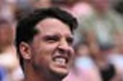 Jannik Sinner phô diễn sức mạnh trước Darderi tại Australian Open 2026